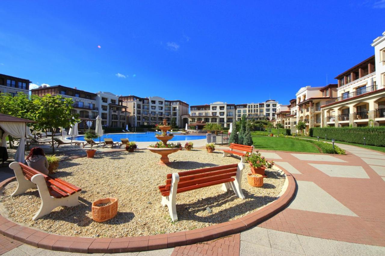 Green Life Beach Resort Apartment Sozopol Exterior photo