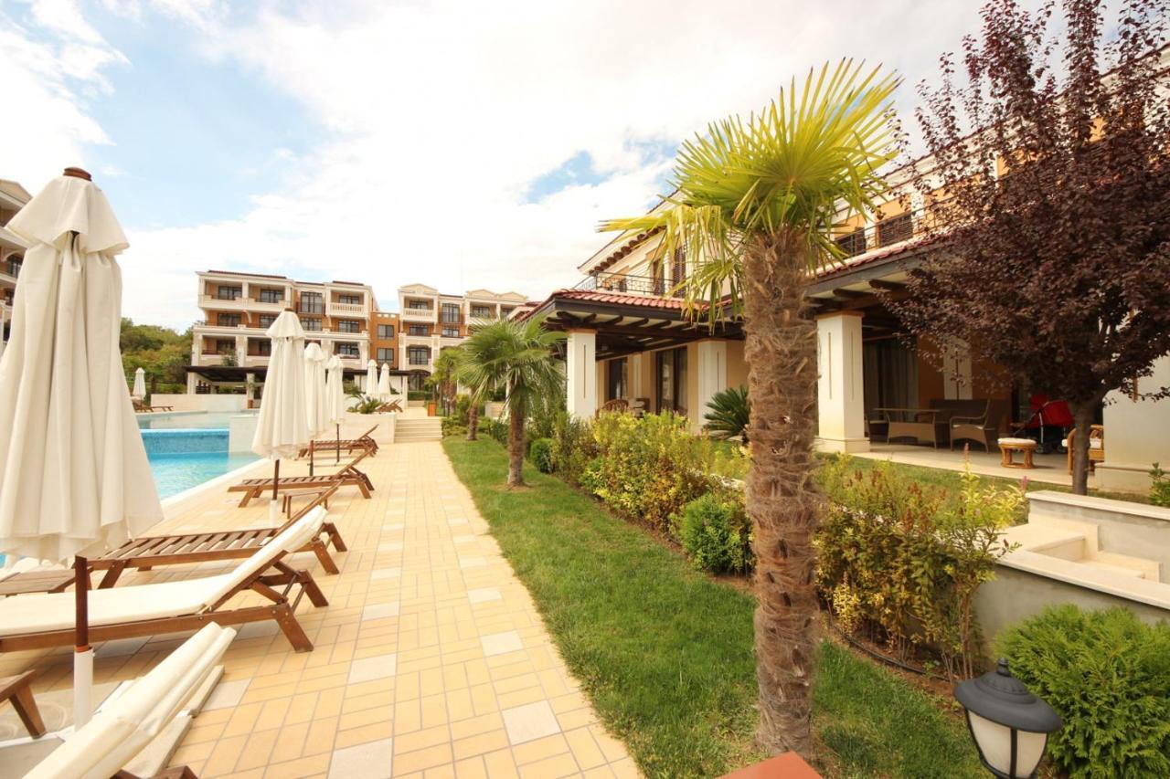 Green Life Beach Resort Apartment Sozopol Exterior photo