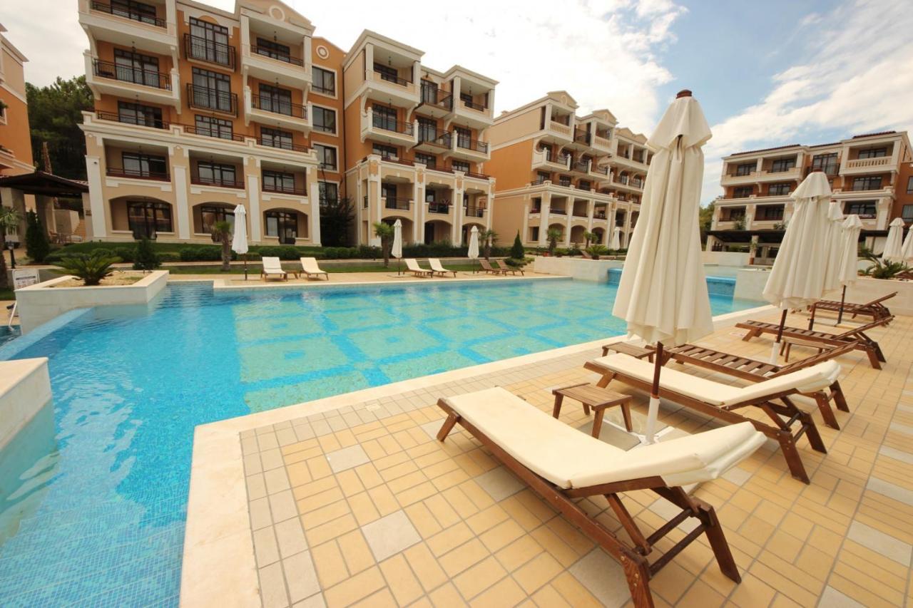 Green Life Beach Resort Apartment Sozopol Exterior photo