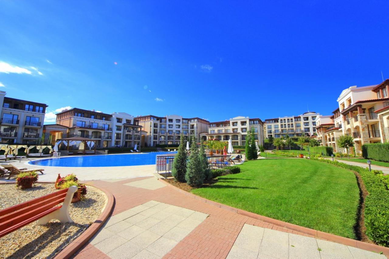 Green Life Beach Resort Apartment Sozopol Exterior photo