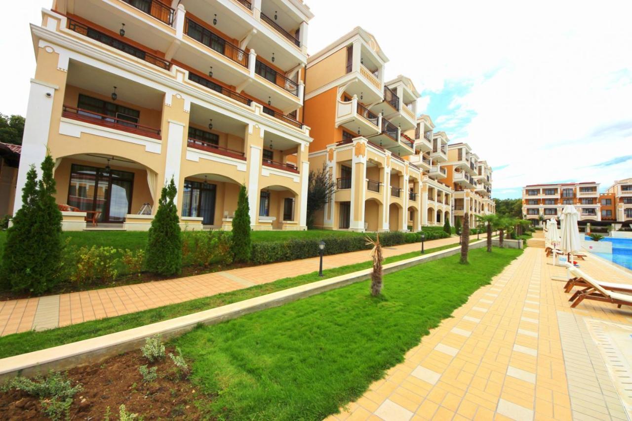 Green Life Beach Resort Apartment Sozopol Exterior photo