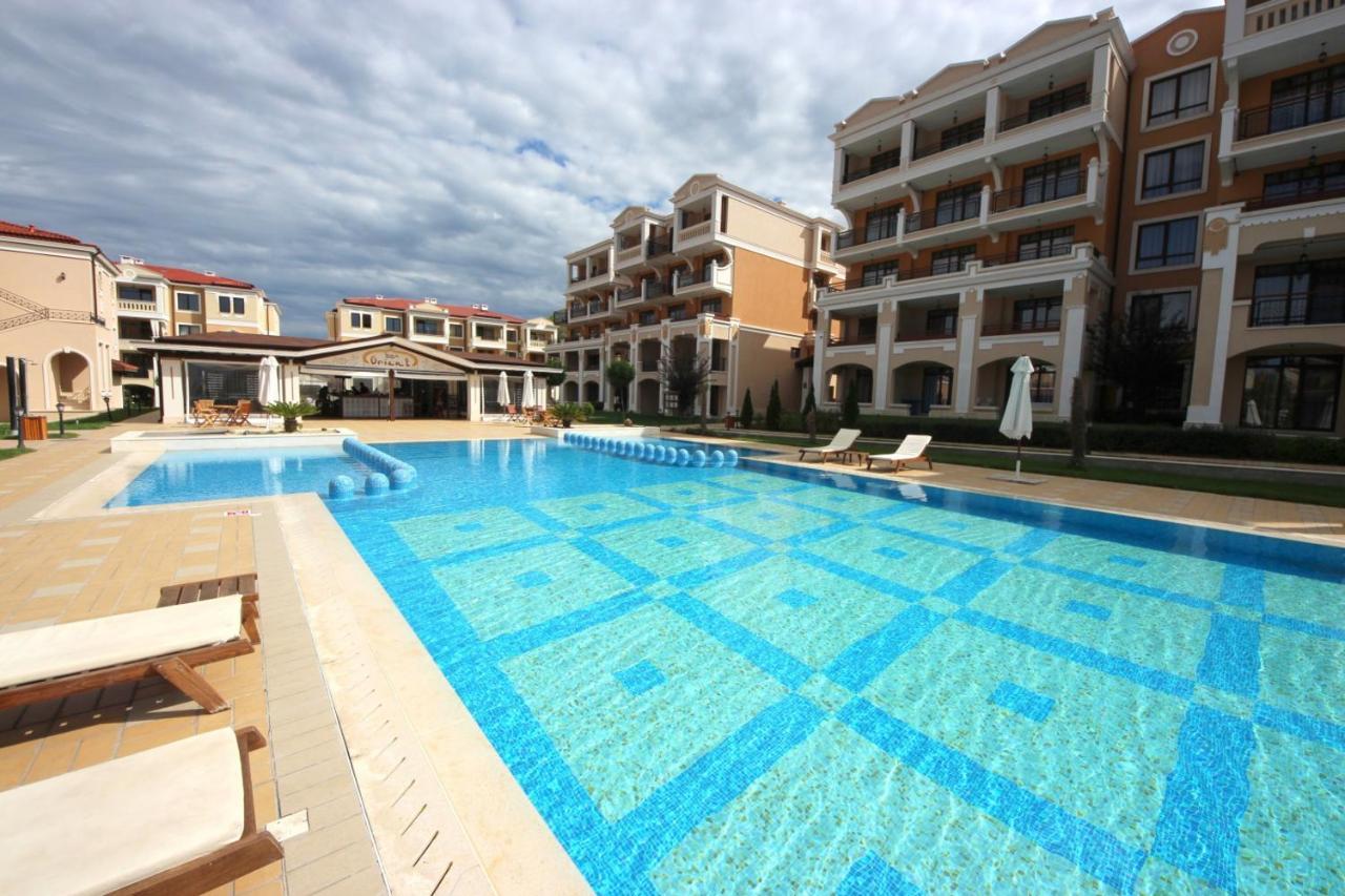 Green Life Beach Resort Apartment Sozopol Exterior photo